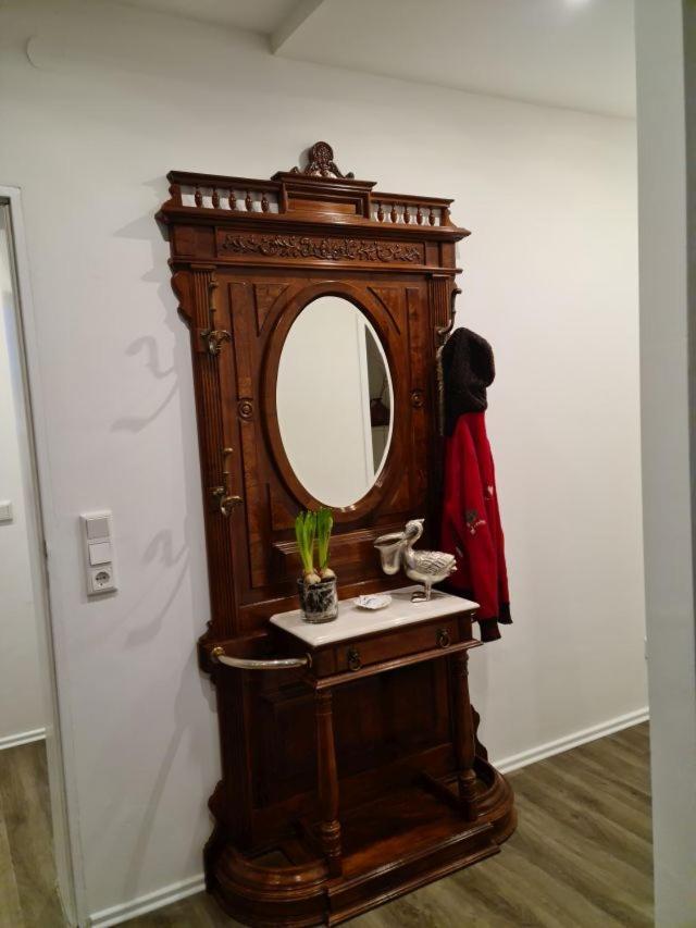 Pilgrims "Rosalie" Grosse Fewo Mit 3 Schlafzimmern, 1Bad, 2 Wc, Balkon, Fast Internet Brilon Exterior foto